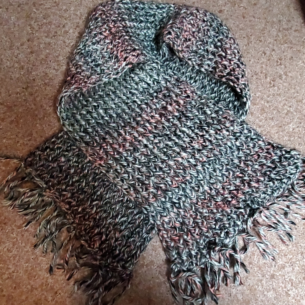 Handmade loom scarf never worn just finished today